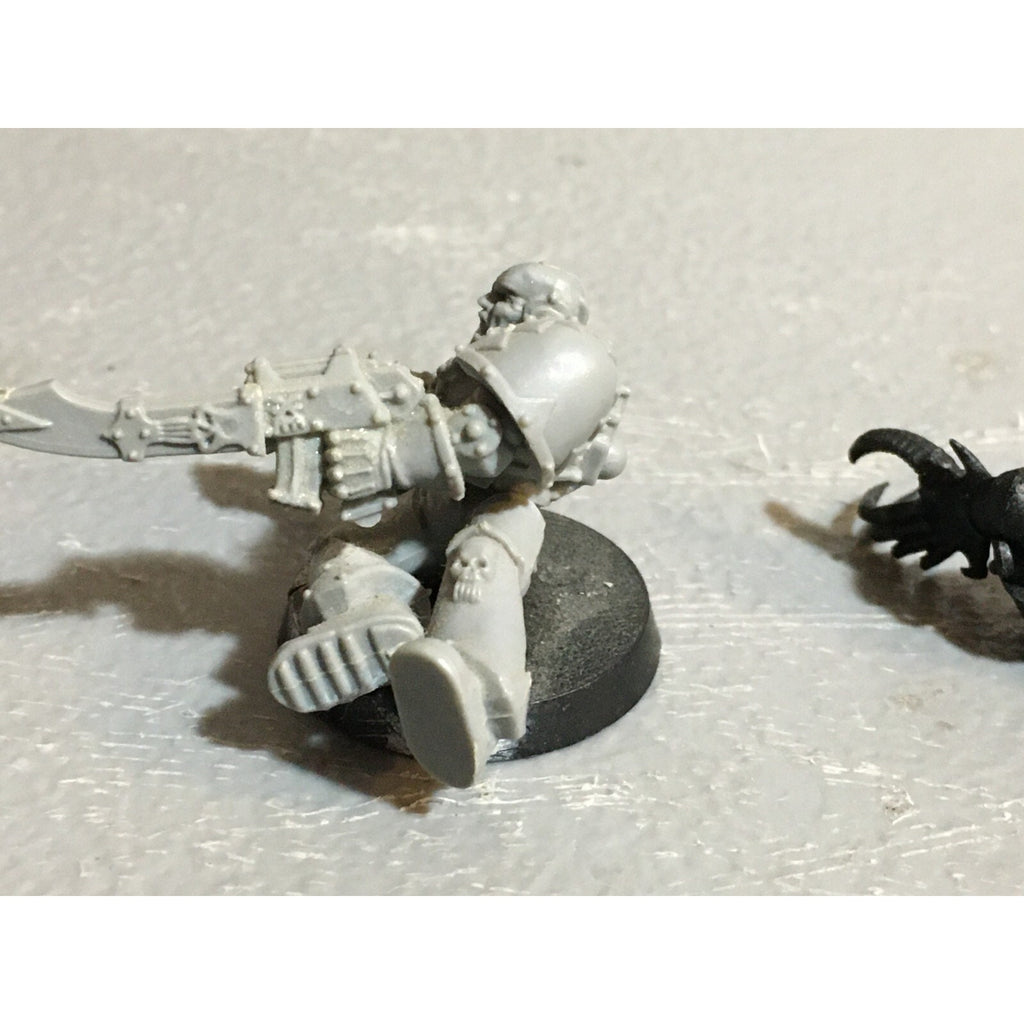 A23243 WARHAMMER 40K CHAOS SPACE MARINES BITS LOT MIXED GAMES WORKSHOP GW