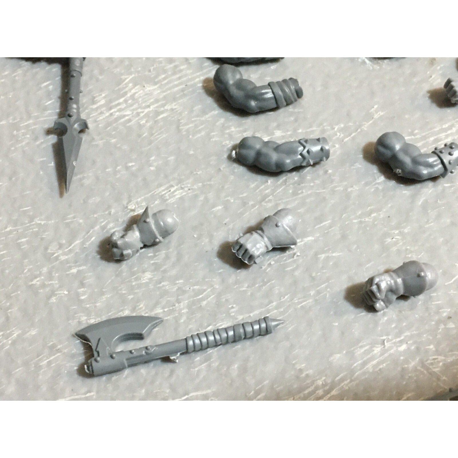 A23436 WARHAMMER FANTASY CHAOS MORTALS BITS LOT MIXED MARAUDER WARRIOR GW