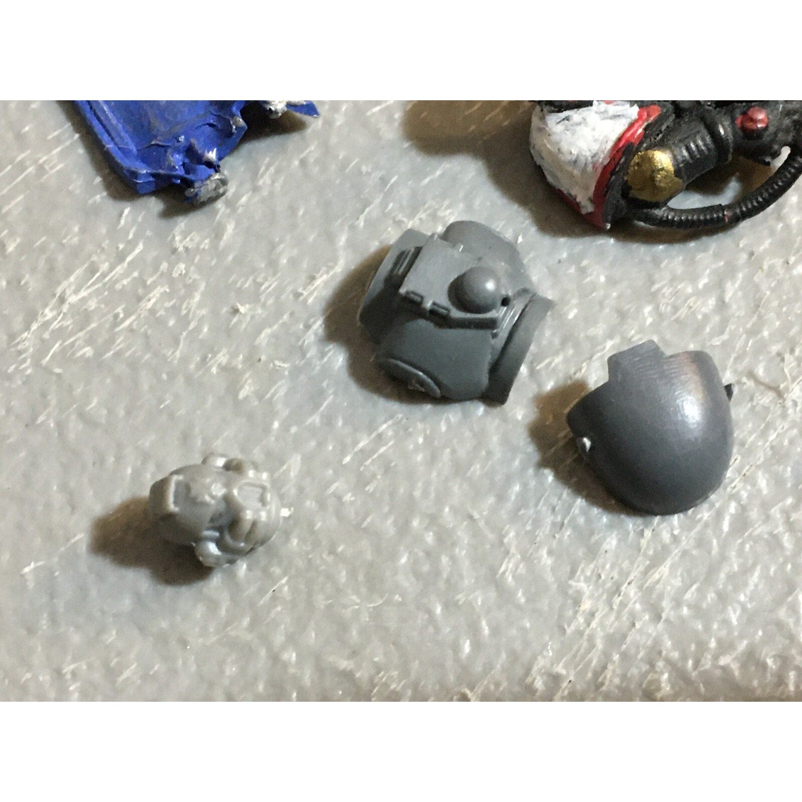 A23160 WARHAMMER 40K SPACE MARINES BITS LOT MIXED MISSILE BOLT GAMES WORKSHOP GW