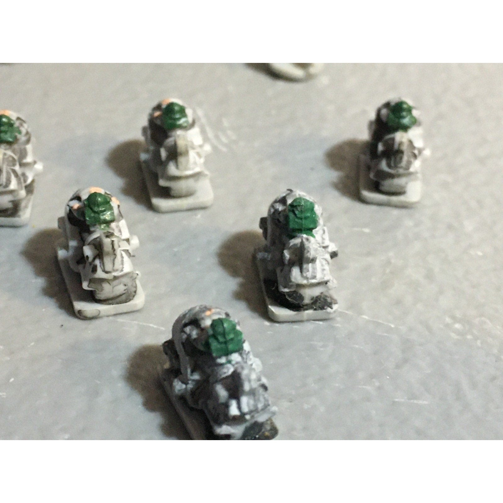 A24573 EPIC 40K IMPERIAL GUARD ROBOT 3 PC + BIKES 6 PC WARHAMMER GAMES WORKSHOP