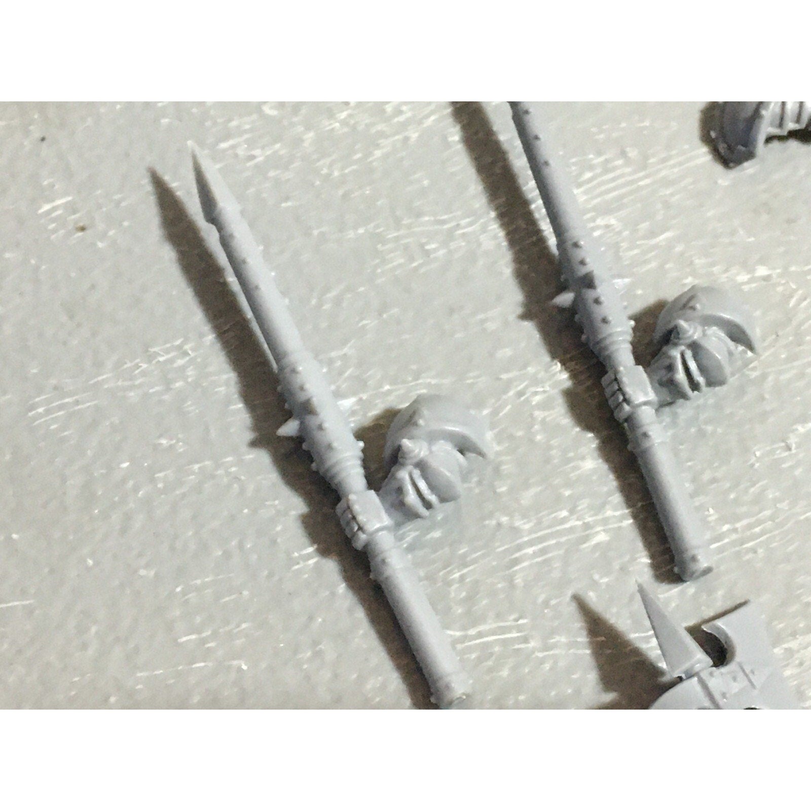 A22251 WARHAMMER FANTASY CHAOS MORTALS BITS LOT WARRIORS KNIGHTS WEAPONS GW OOP