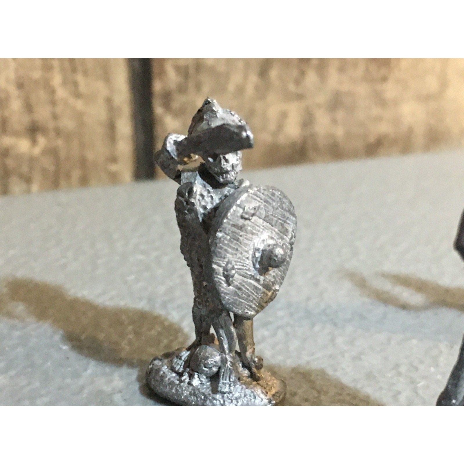 A34010 GRENADIER MINIATURES METAL FANTASY SKELETON LOT UNDEAD WARRIOR TABLETOP