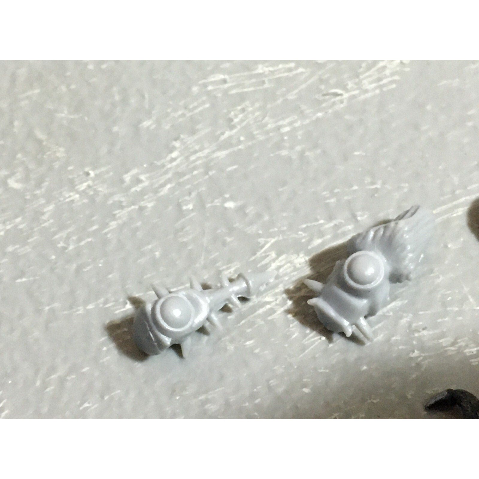 A22253 WARHAMMER FANTASY CHAOS MORTALS BITS LOT WARRIORS KNIGHTS HEADS GW OOP