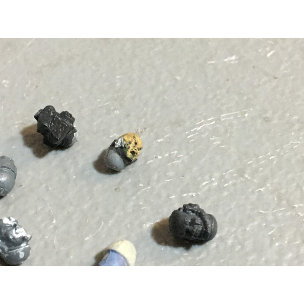 A23463 WARHAMMER 40K SPACE MARINES BITS LOT ARMS HEADS GAMES WORKSHOP GW
