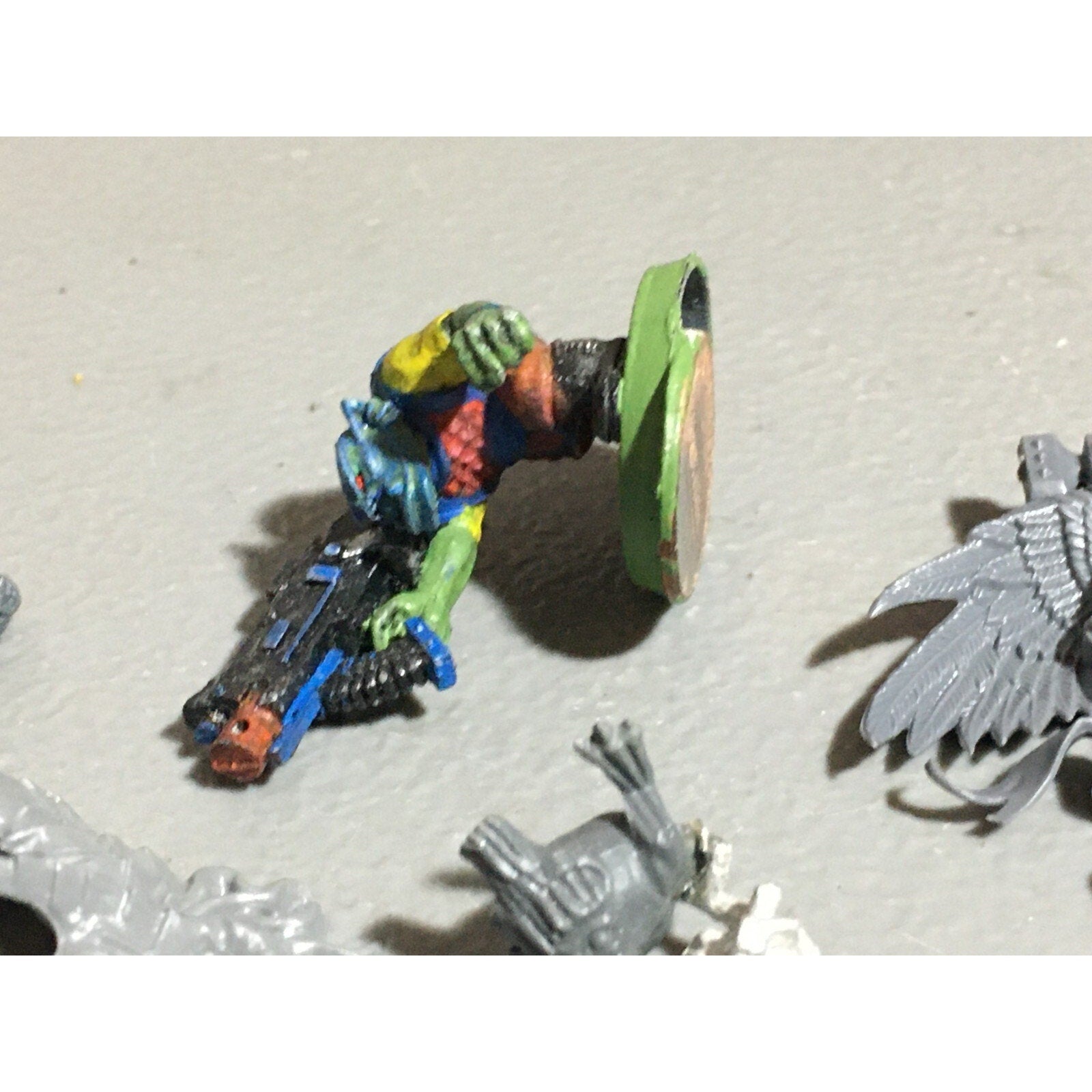A22418 WARHAMMER 40K MIXED BITS LOT BOLTERS HEADS ARMS GAMES WORKSHOP GW