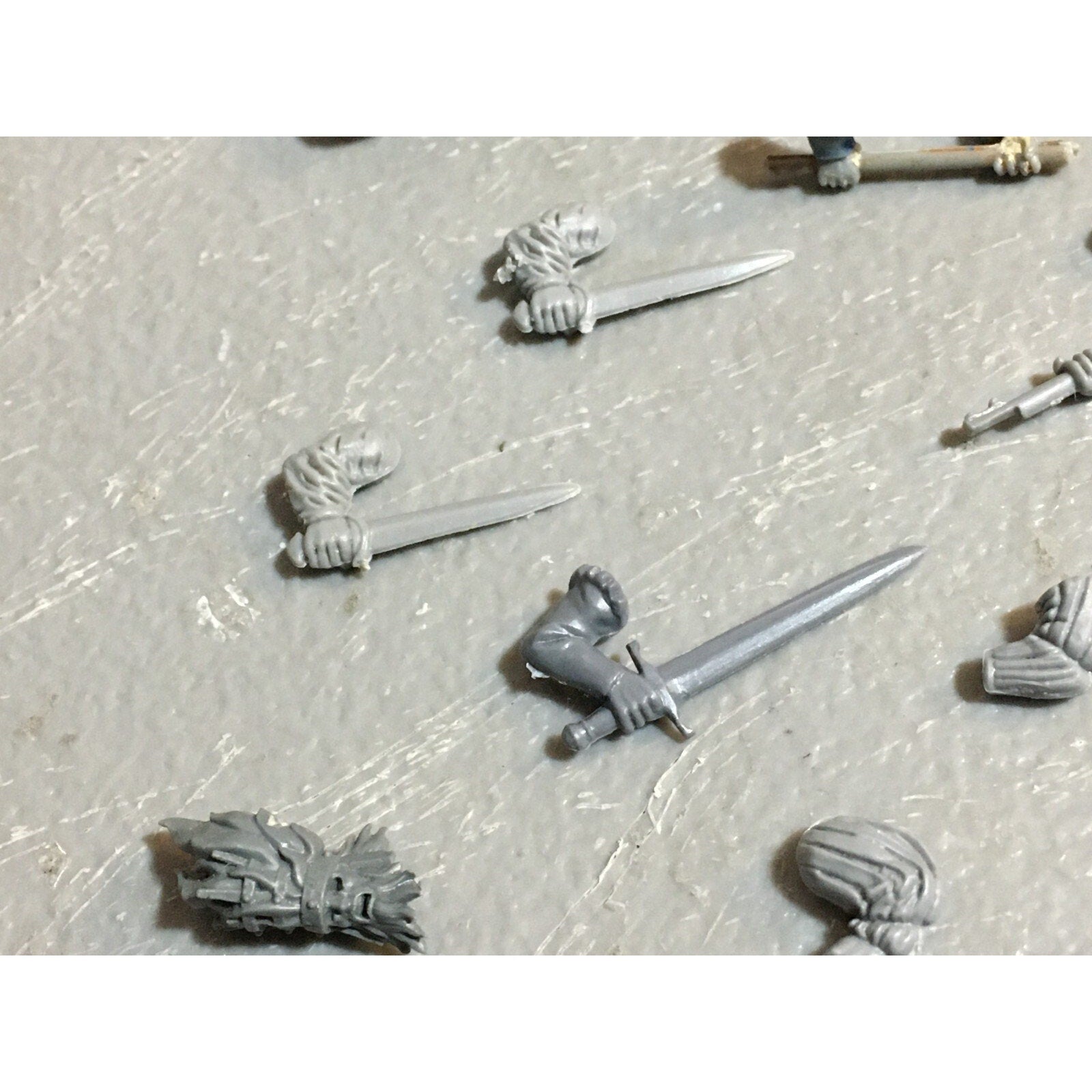A23440 WARHAMMER FANTASY THE EMPIRE BITS LOT ARMS GAMES WORKSHOP GW