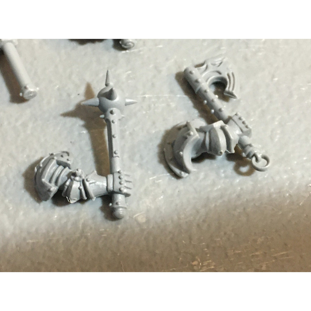 A23067 WARHAMMER FANTASY CHAOS MORTALS BITS LOT WARRIORS OOP GAMES WORKSHOP GW