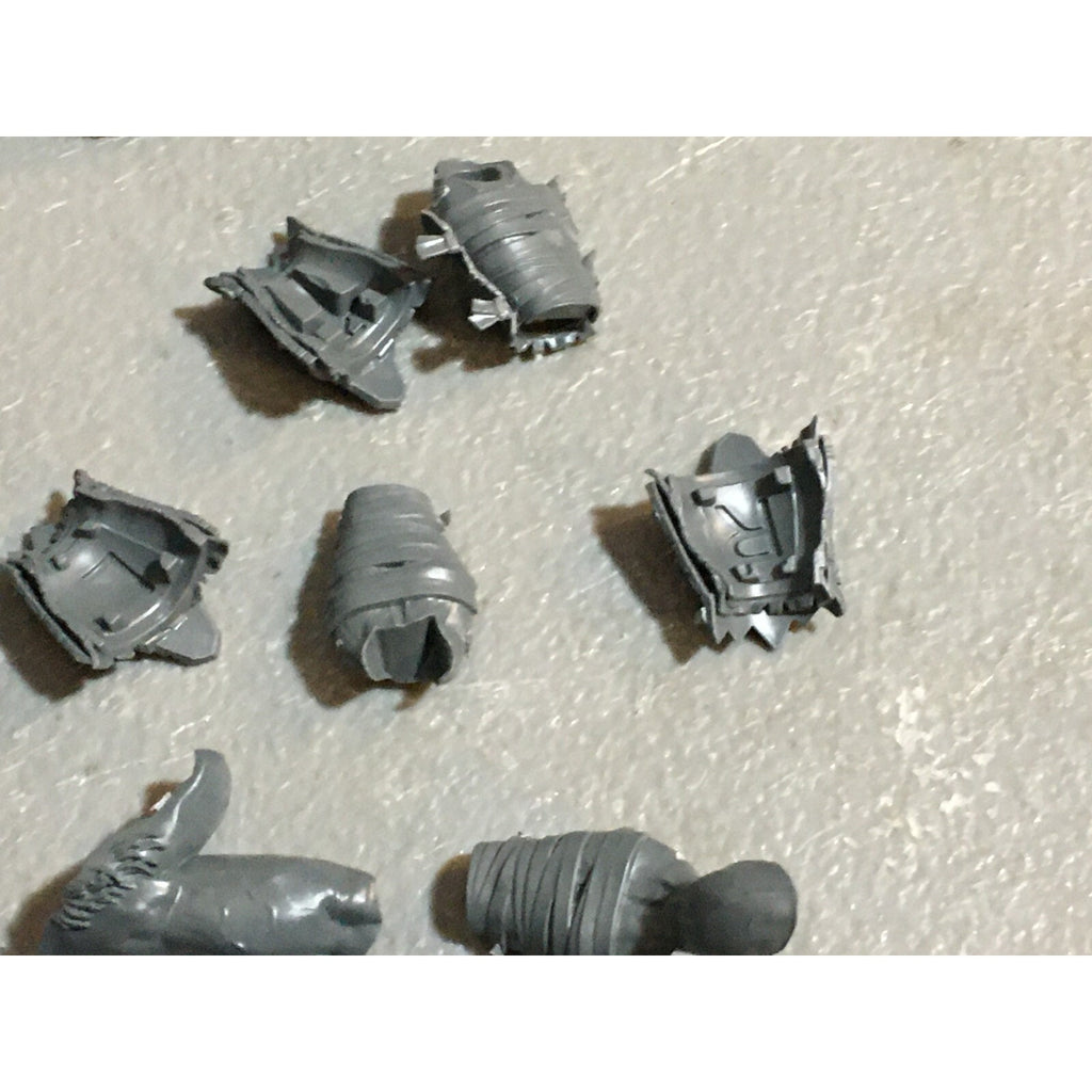 A23248 WARHAMMER FANTASY CHAOS BEASTMEN BITS LOT CYGOR ARM GAMES WORKSHOP GW