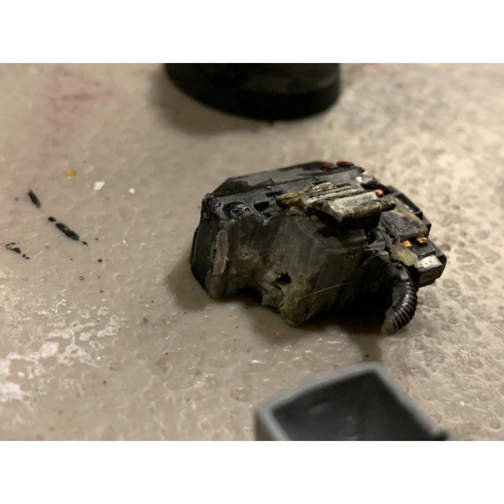 A23196 WARHAMMER 40K SPACE MARINES BLACK TEMPLARS INCOMPLETE BITS LOT ONE METAL