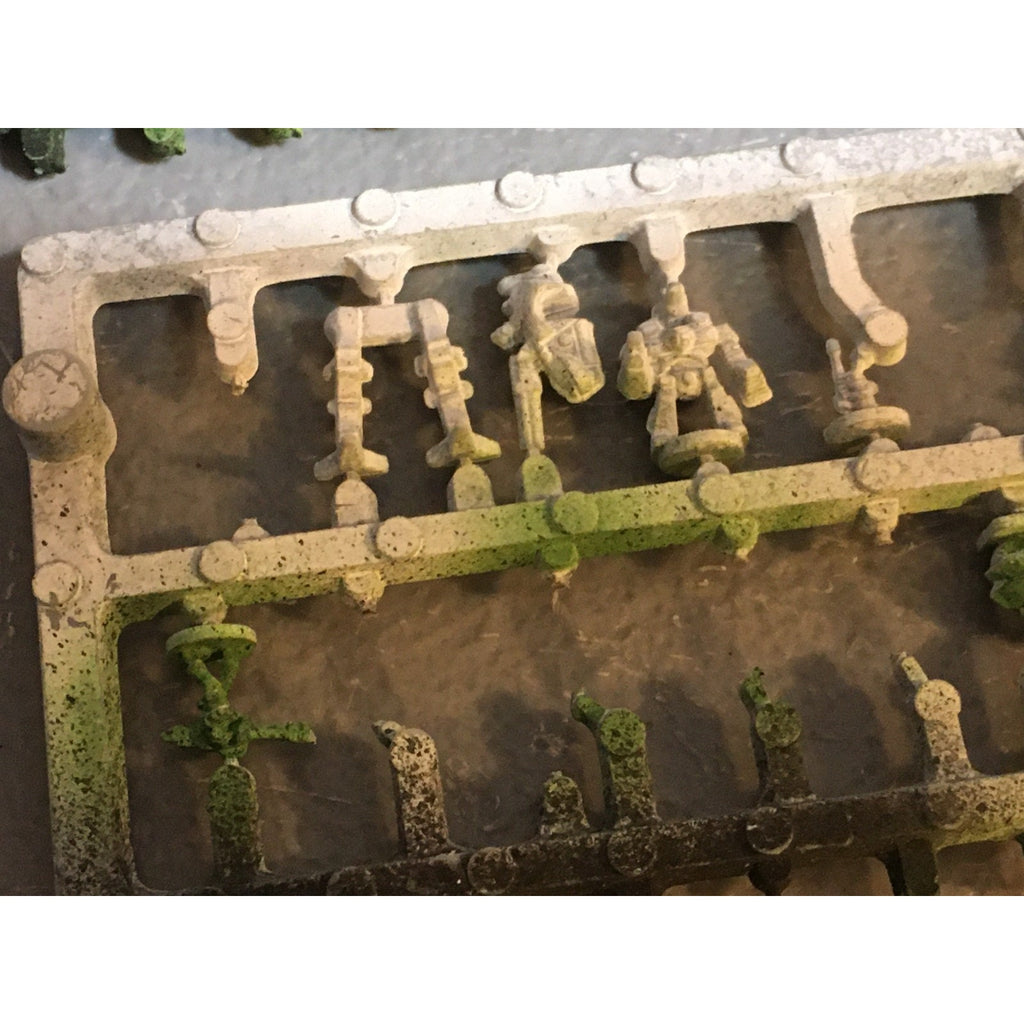A24562 EPIC 40K IMPERIAL GUARD ROBOTS BIKES WAR WALKERS ON SPRUE GW WARHAMMER