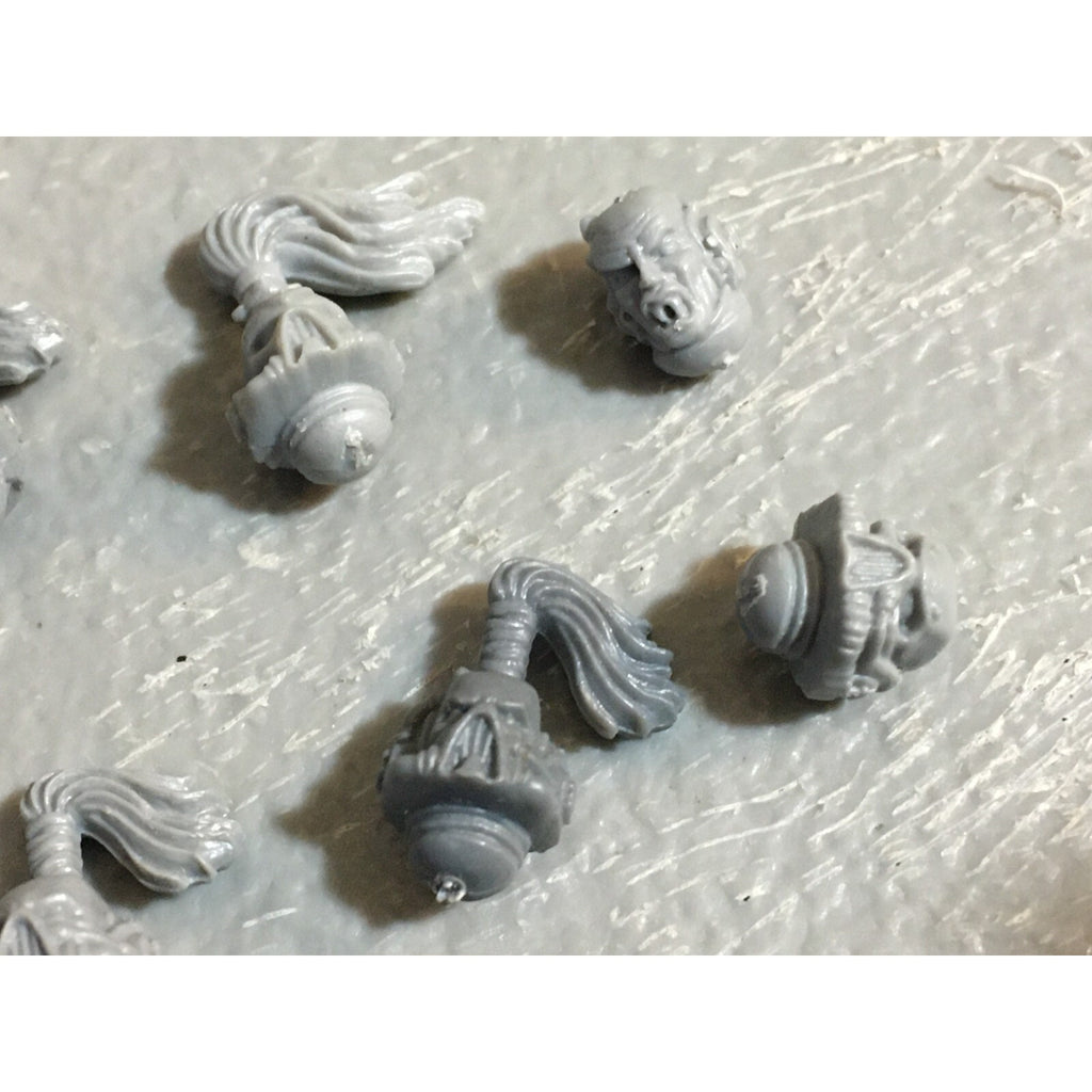 A23093 WARHAMMER 40K CHAOS SPACE MARINES BITS LOT ARMS BOLTERS GAMES WORKSHOP GW