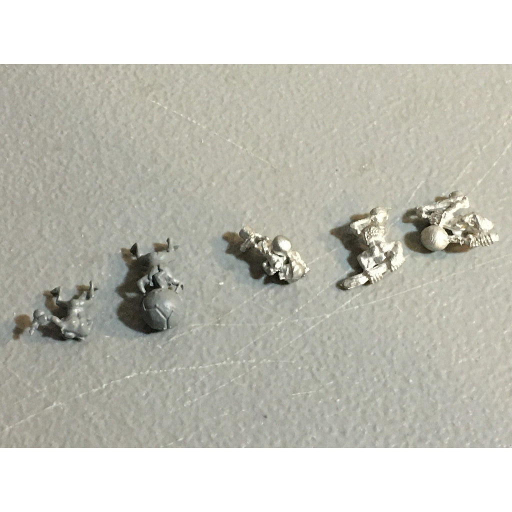 A25016 WARHAMMER FANTASY ORCS & GOBLINS METAL SNOTLINGS 3 PK + 2 PLASTIC GW