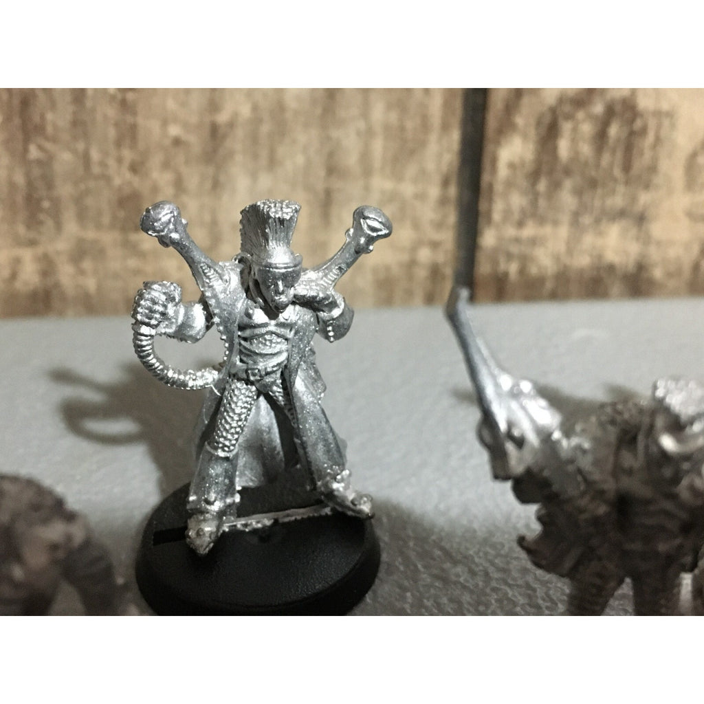 A19707 WARHAMMER 40K ELDAR CRAFTWORLDS METAL WEAPON PLATFORM CREW ONLY 4 PK