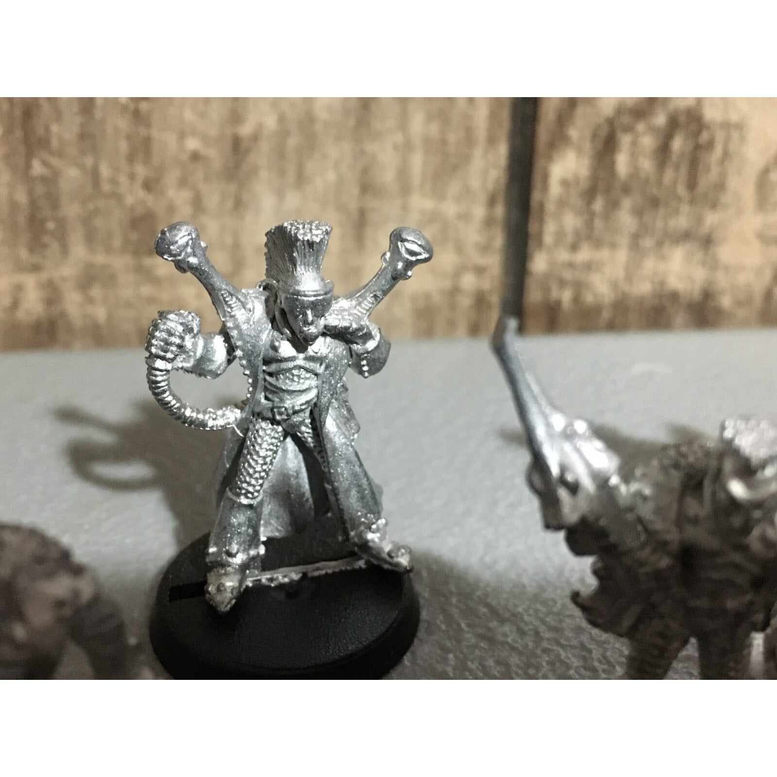 A19707 WARHAMMER 40K ELDAR CRAFTWORLDS METAL WEAPON PLATFORM CREW ONLY 4 PK