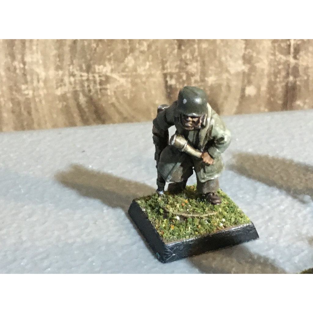 A30867 UNKNOWN METAL MINIATURES SOLDIERS INFANTRY WWII? WWI? TABLE TOP WAR GAMES