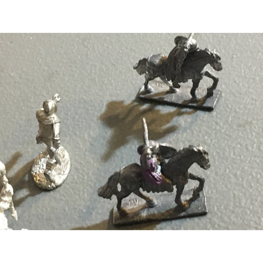 A34033 UNKNOWN METAL MINIATURES FANTASY MIXED LOT HUMAN KNIGHT PRIEST TABLETOP