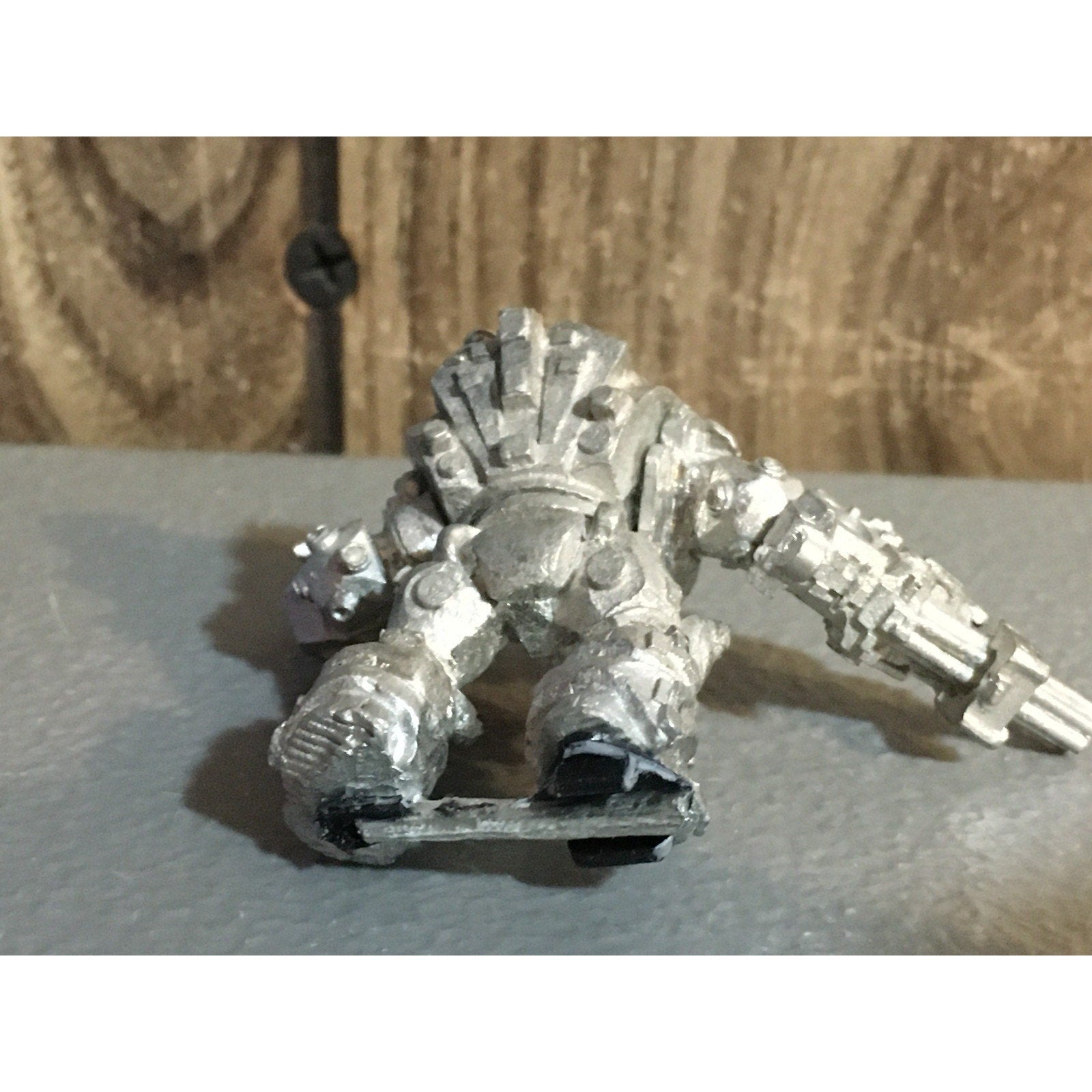 A30058 UNKNOWN METAL TABLE TOP SCI-FI POWER SUIT ARMOR SOLDIER WAR GAMES METAL