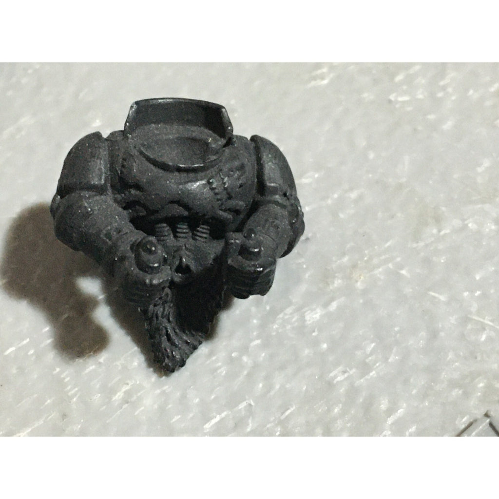 A22575 WARHAMMER 40K CHAOS SPACE MARINES CSM BITS LOT HEADS TORSO FRONTS GW
