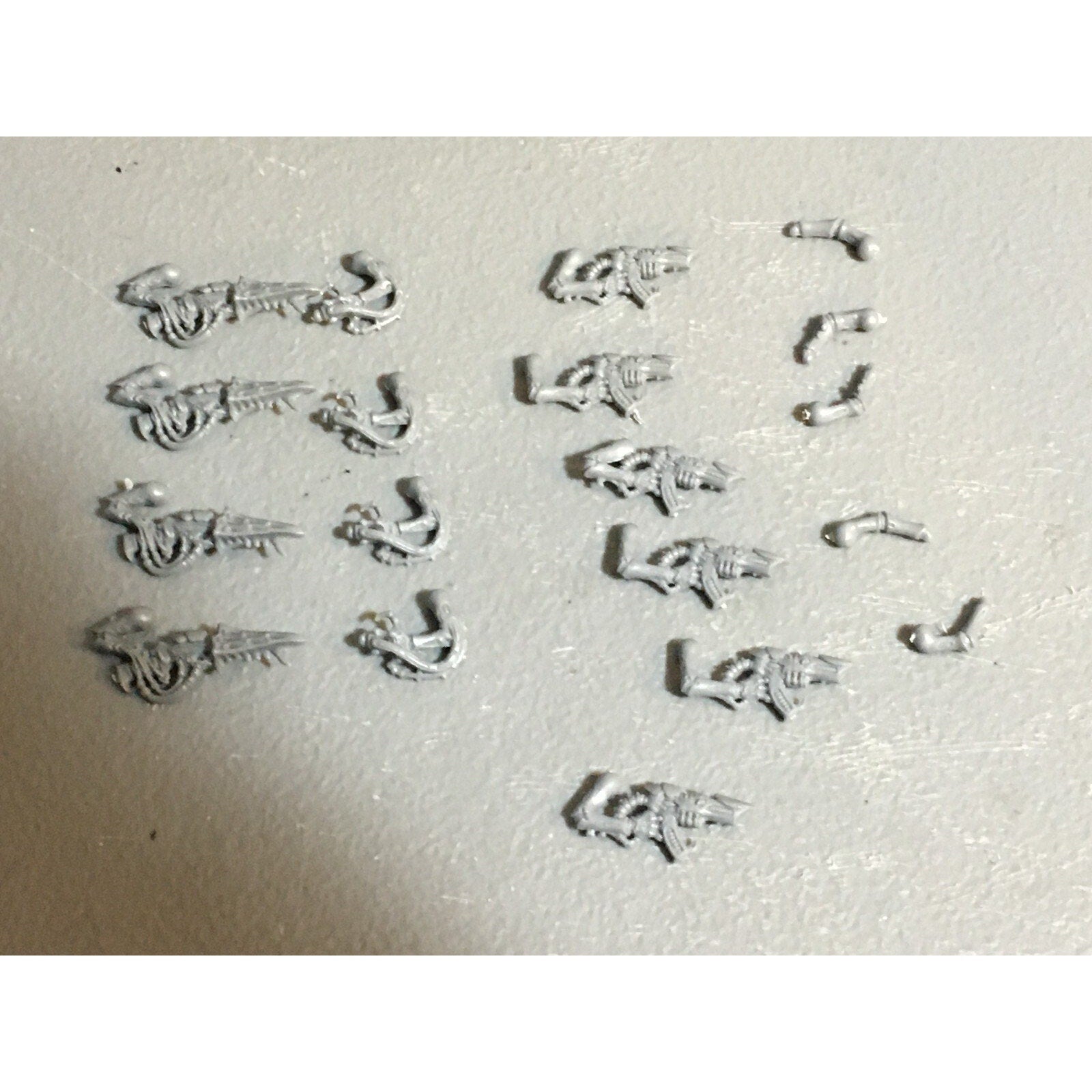 A23050 WARHAMMER 40K TYRANIDS BITS LOT FLESHBORERS DEVOURERS GAMES WORKSHOP GW