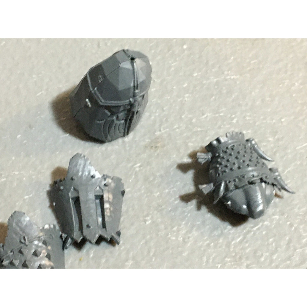 A23248 WARHAMMER FANTASY CHAOS BEASTMEN BITS LOT CYGOR ARM GAMES WORKSHOP GW