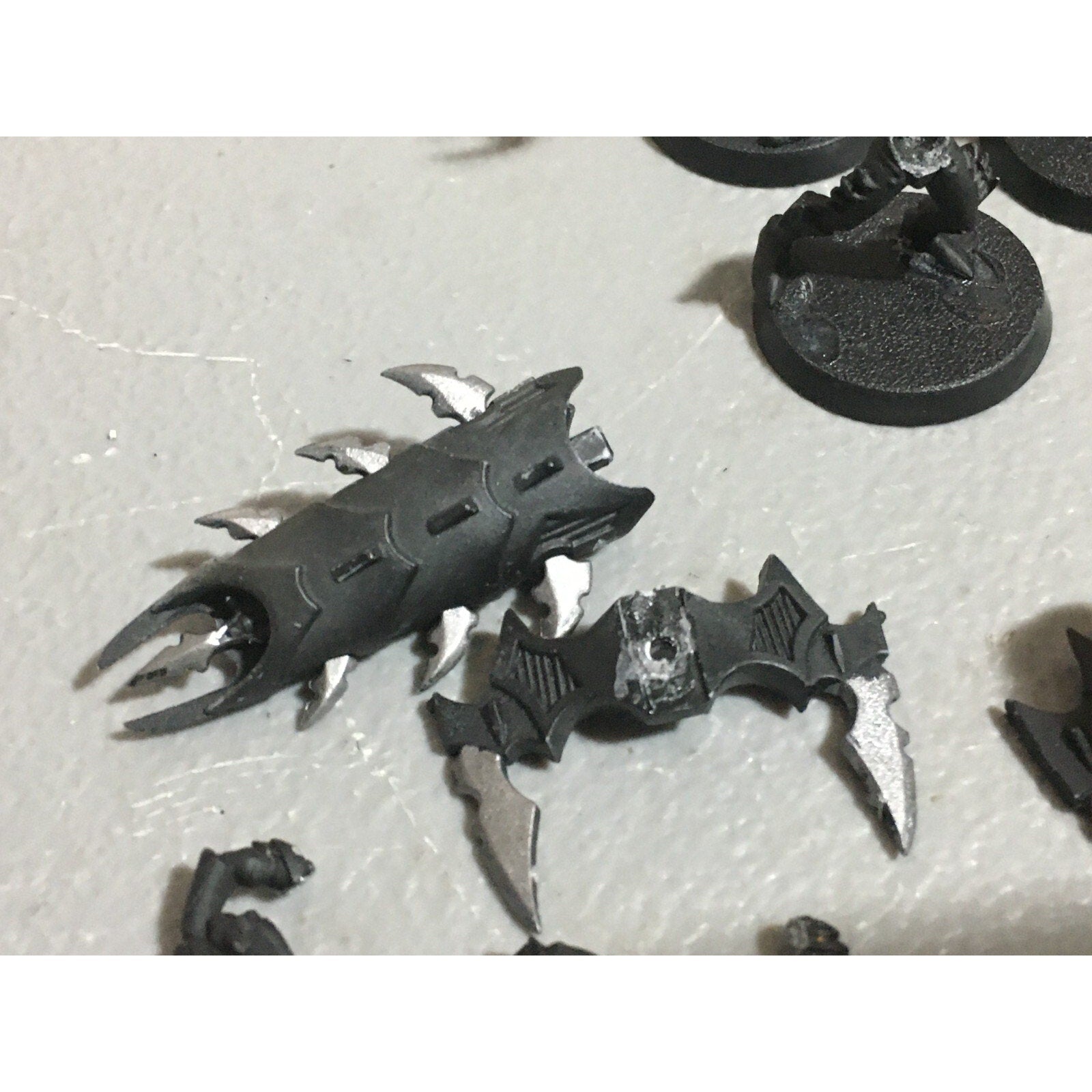 A20398 WARHAMMER 40K DRUKHARI DARK ELDAR INCOMPLETE KABALITE WARRIORS JETBIKE