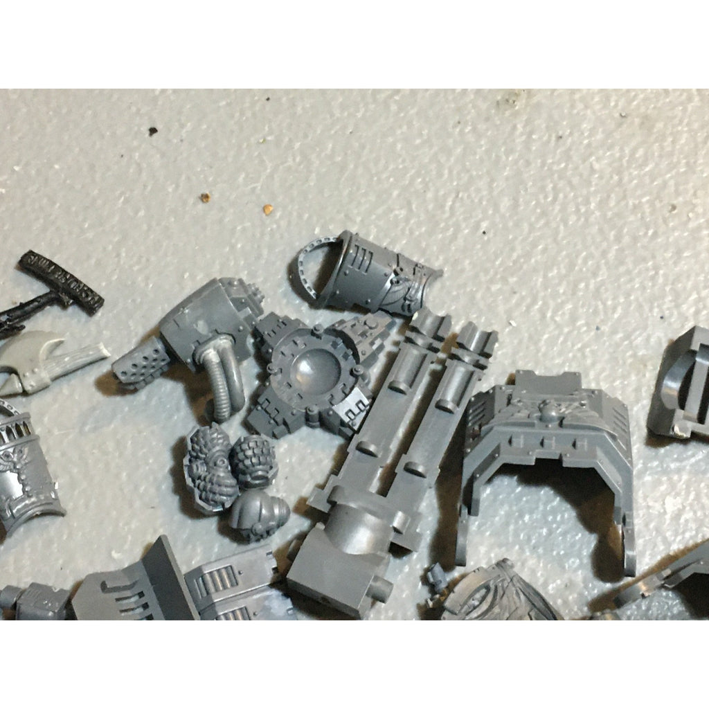 A26712 WARHAMMER 40K SPACE MARINES BITS LOT MIXED DREADNOUGHT DARK ANGELS OTHER