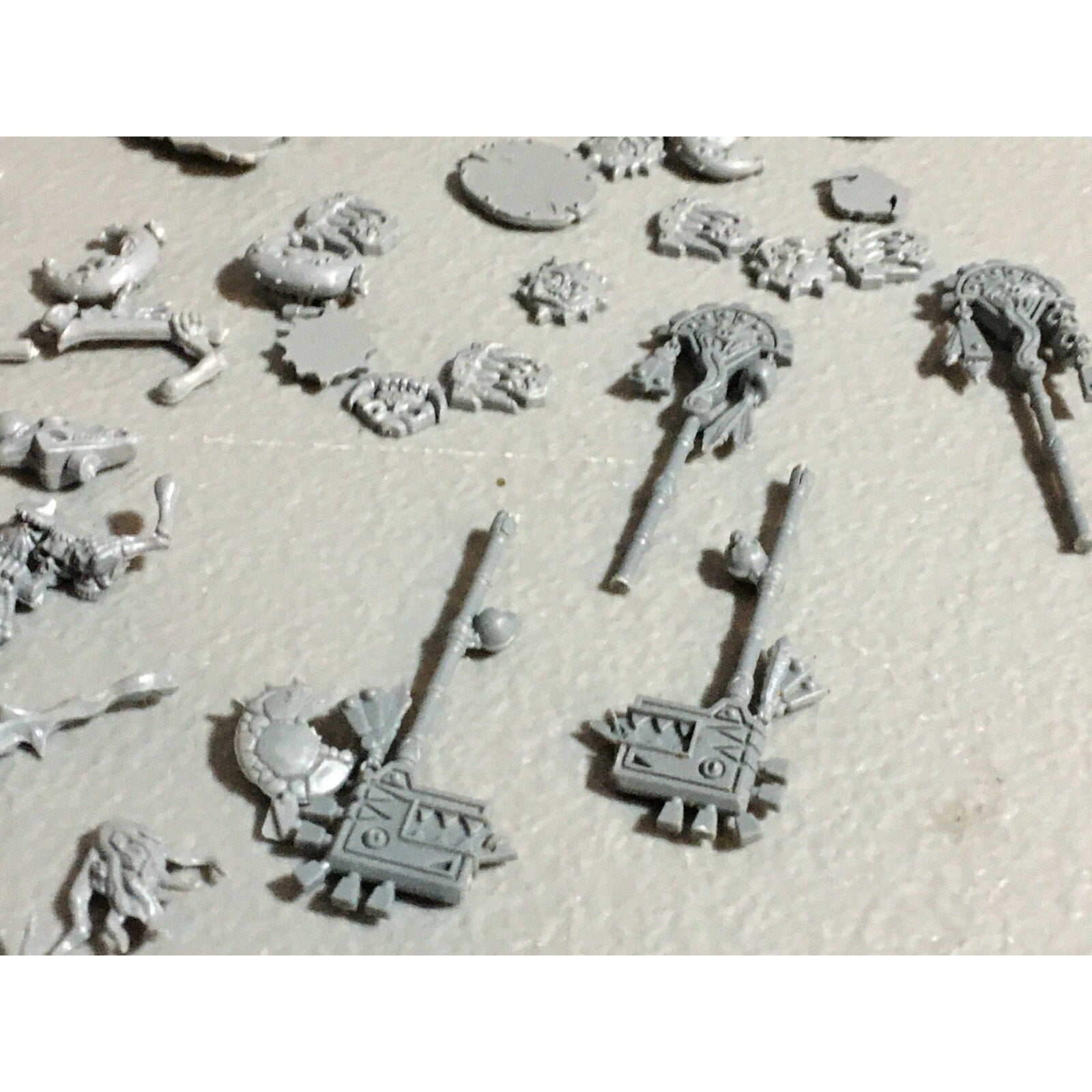 A20847 WARHAMMER FANTASY BITS LOT MIXED HIGH ELVES SKELETONS DRYADS ORCS