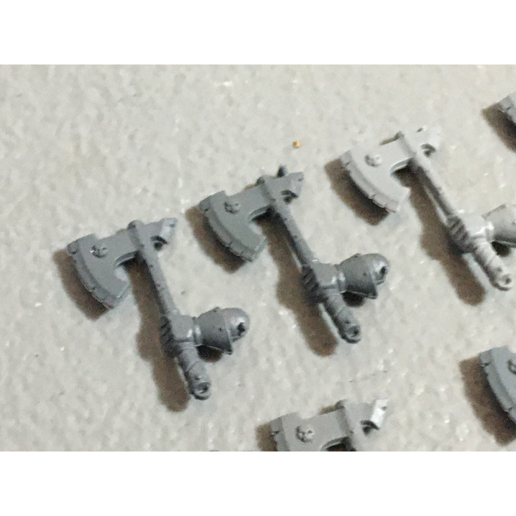 A22213 WARHAMMER FANTASY CHAOS MORTALS BITS LOT AXE HANDS GAMES WORKSHOP