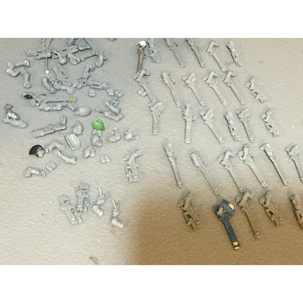 A33932 WARHAMMER 40K TAU EMPIRE FIRE WARRIORS BITS LOT GW GAMES WORKSHOP