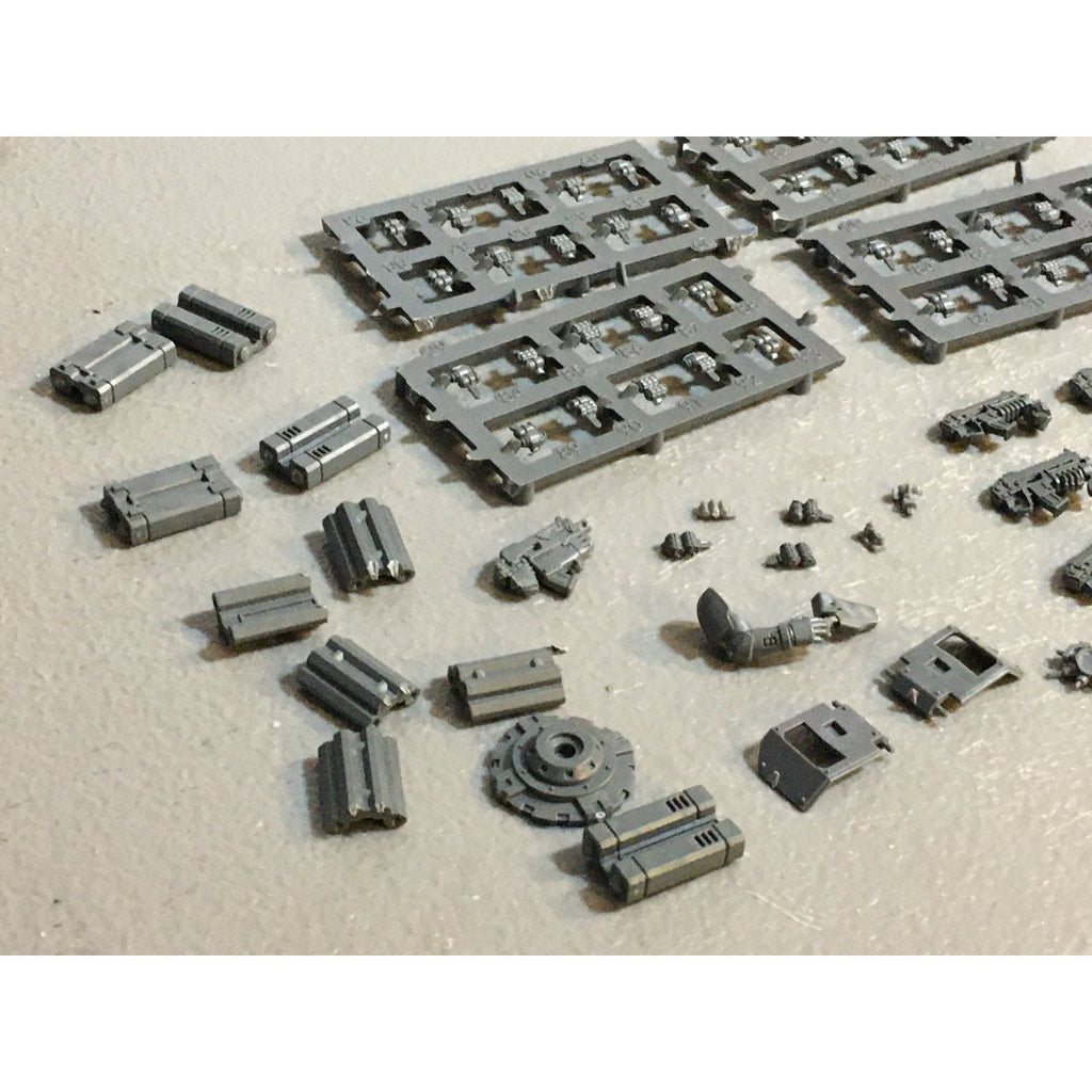 A29490 WARHAMMER 40K SPACE MARINES DARK ANGELS BITS LOT GRENADES BOLTERS GW