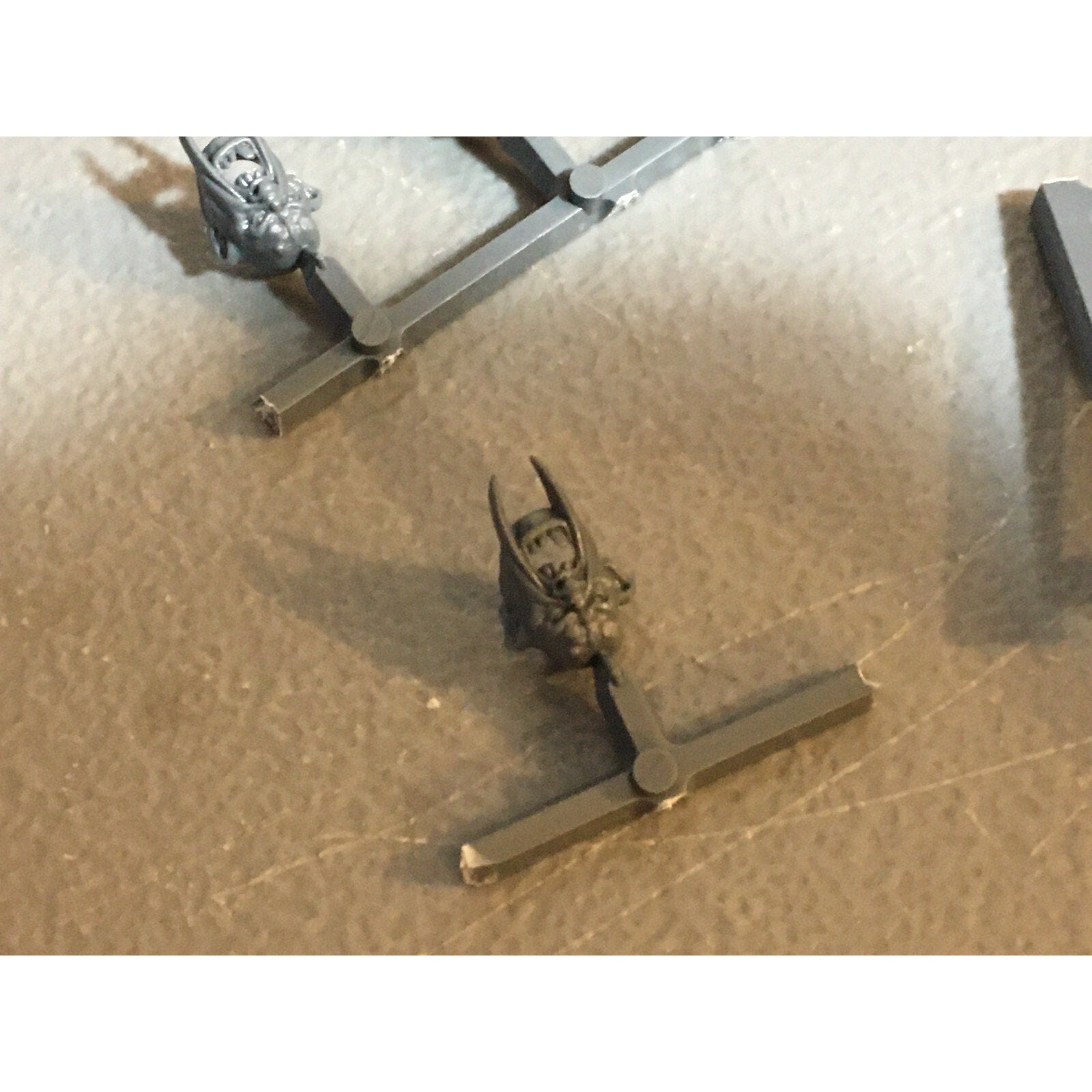 A23587 WARHAMMER AOS FANTASY OGRE KINGDOMS MAWTRIBES BITS ON SPRUE LOT HEAD PLAT