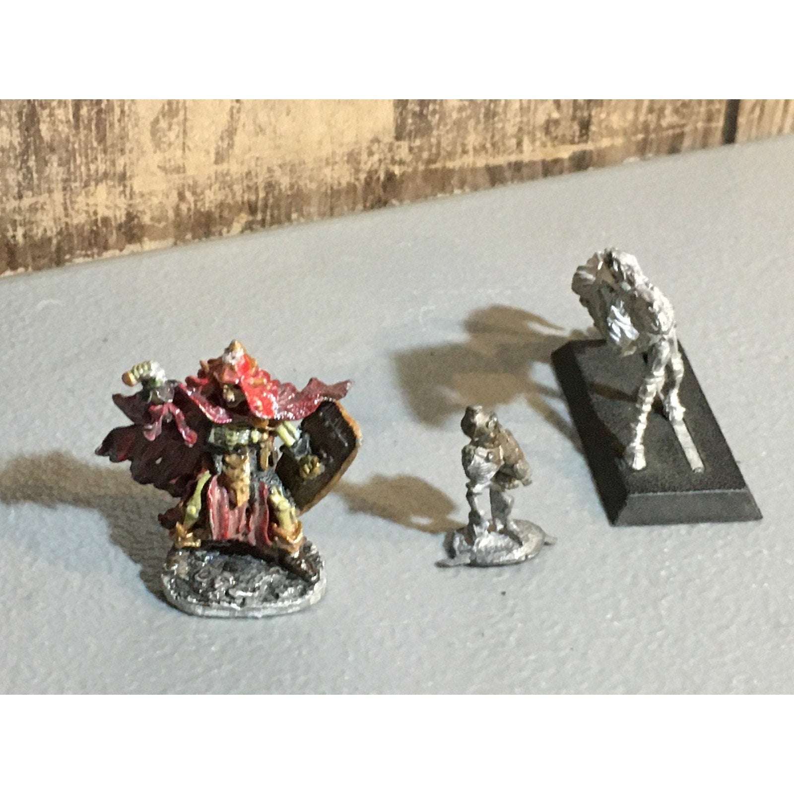 A32508 UNKNOWN METAL MINIATURES LOT UNDEAD SKELETON WARRIOR HORSE