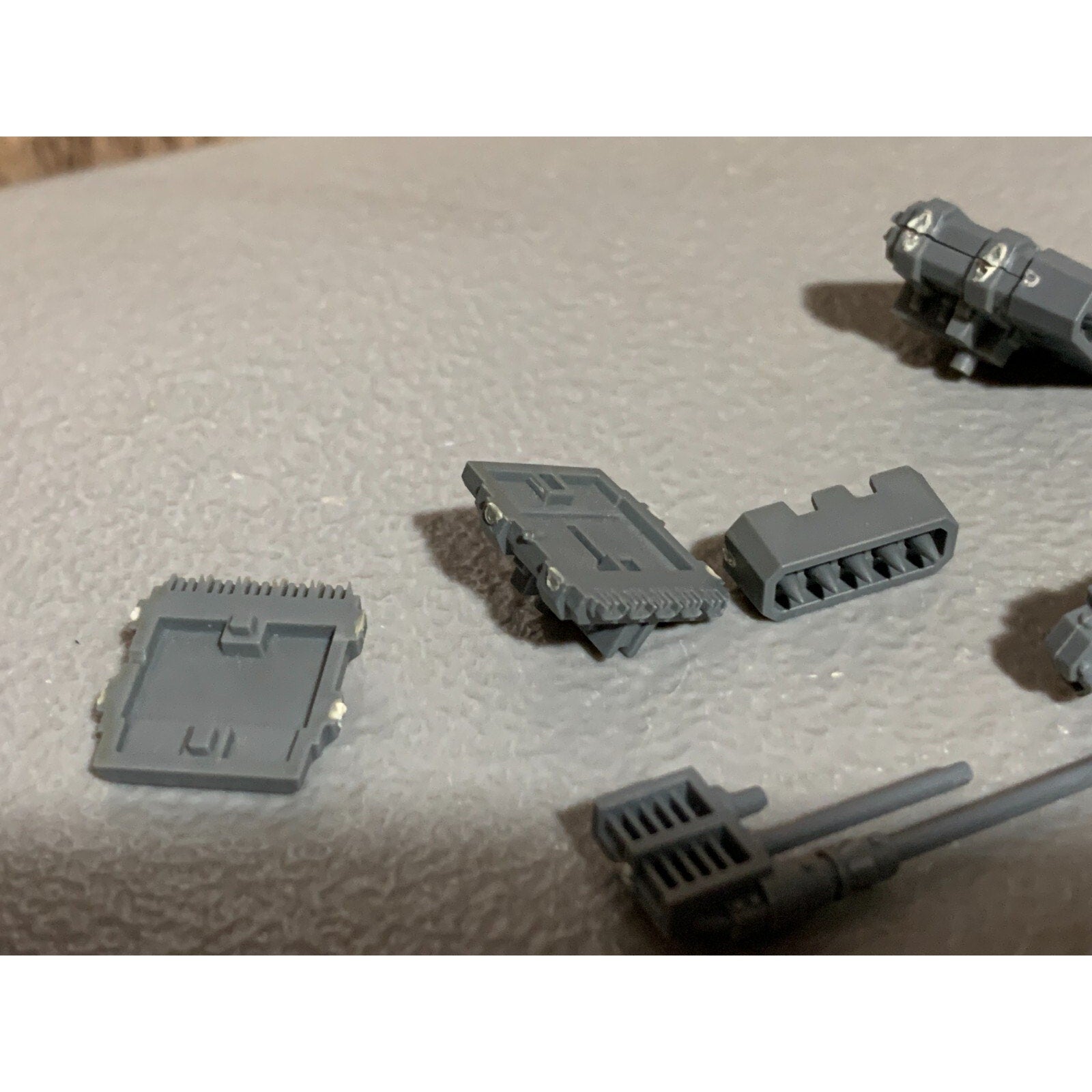 A17835 WARHAMMER 40K ASTRA IG GUARD TANKS BITS LOT GW GAMES WORKSHOP