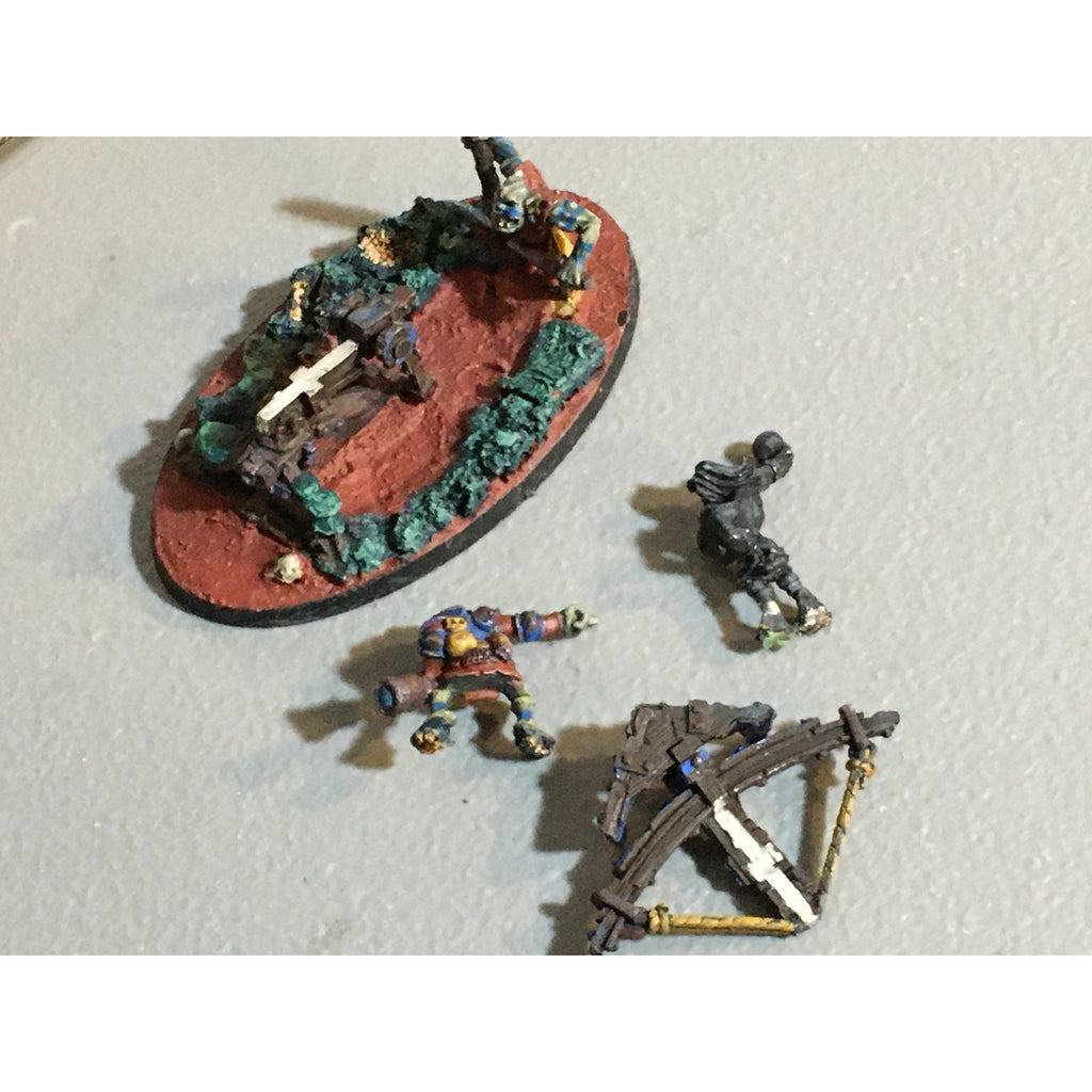 A32476 WARHAMMER FANTASY METAL ORCS GOBLINS SPEAR CHUKKA PAINT BASE
