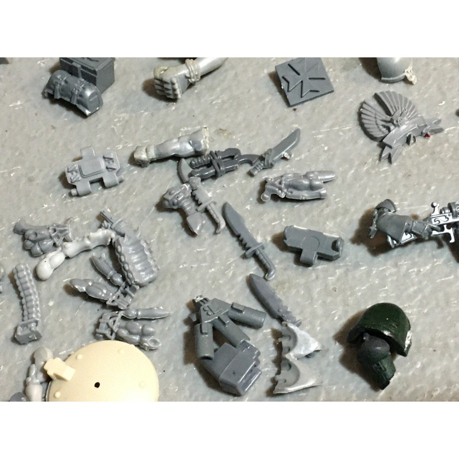 A23488 WARHAMMER FANTASY BITS LOT MIXED WOOD ELVES ORCS VAMPIRE GAMES WORKSHOP