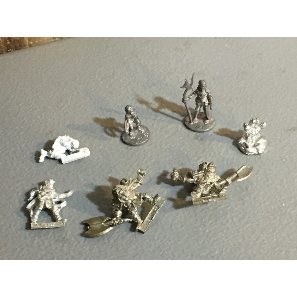 A34032 UNKNOWN METAL MINIATURES FANTASY MIXED LOT CREATURE HUMAN WARRIOR