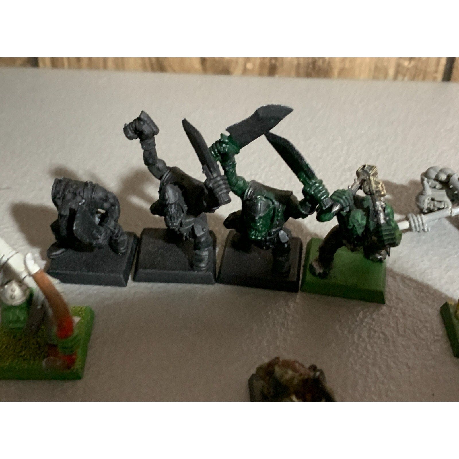 A23306 WARHAMMER FANTASY AOS ORCS GOBLINS BITS LOT INC SOME OLD GAMES WORKSHOP