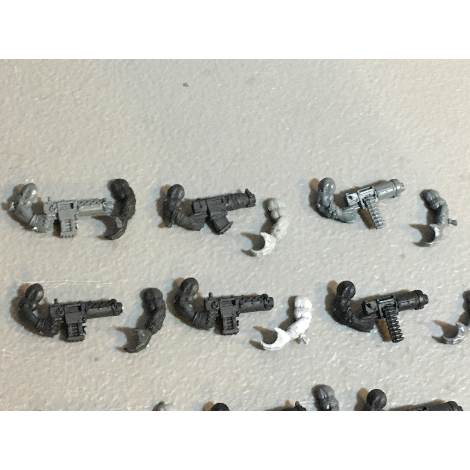 A33565 WARHAMMER 40K SPACE ORKS BITS LOT ARMS SHOOTA GW GAMES WORKSHOP