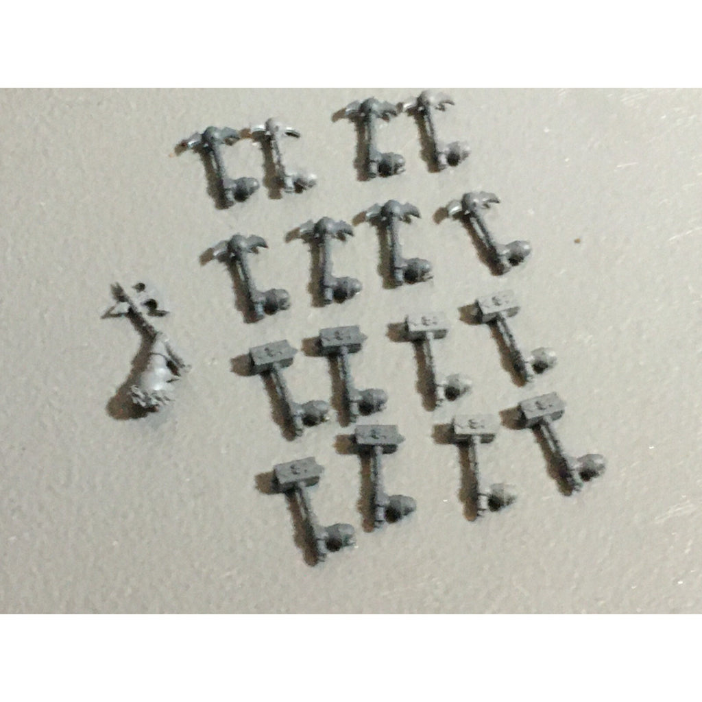A22215 WARHAMMER FANTASY CHAOS MORTALS BITS LOT HAMMER HANDS GAMES WORKSHOP