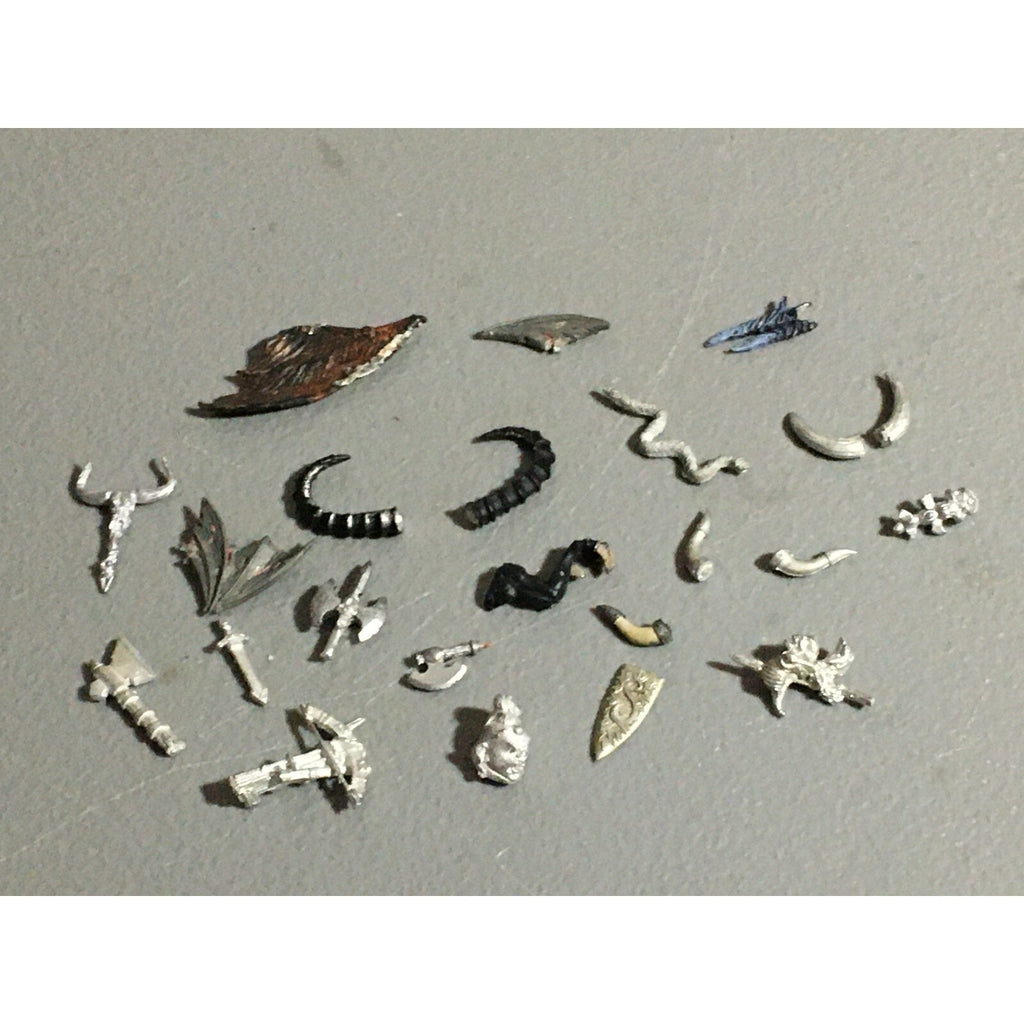 A22409 WARHAMMER FANTASY MIXED METAL BITS LOT HORNS WINGS GAMES WORKSHOP GW