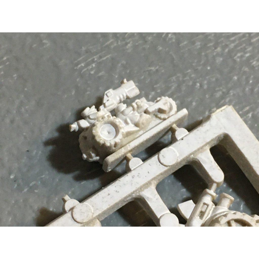 A24558 EPIC 40K SPACE MARINES SQUATS TRIKES THUDD GUNS ON SPRUE GW