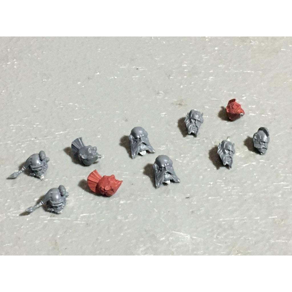 A22552 WARHAMMER 40K SPACE MARINES WOLVES BITS LOT SCOUT HEADS GAMES WORKSHOP GW