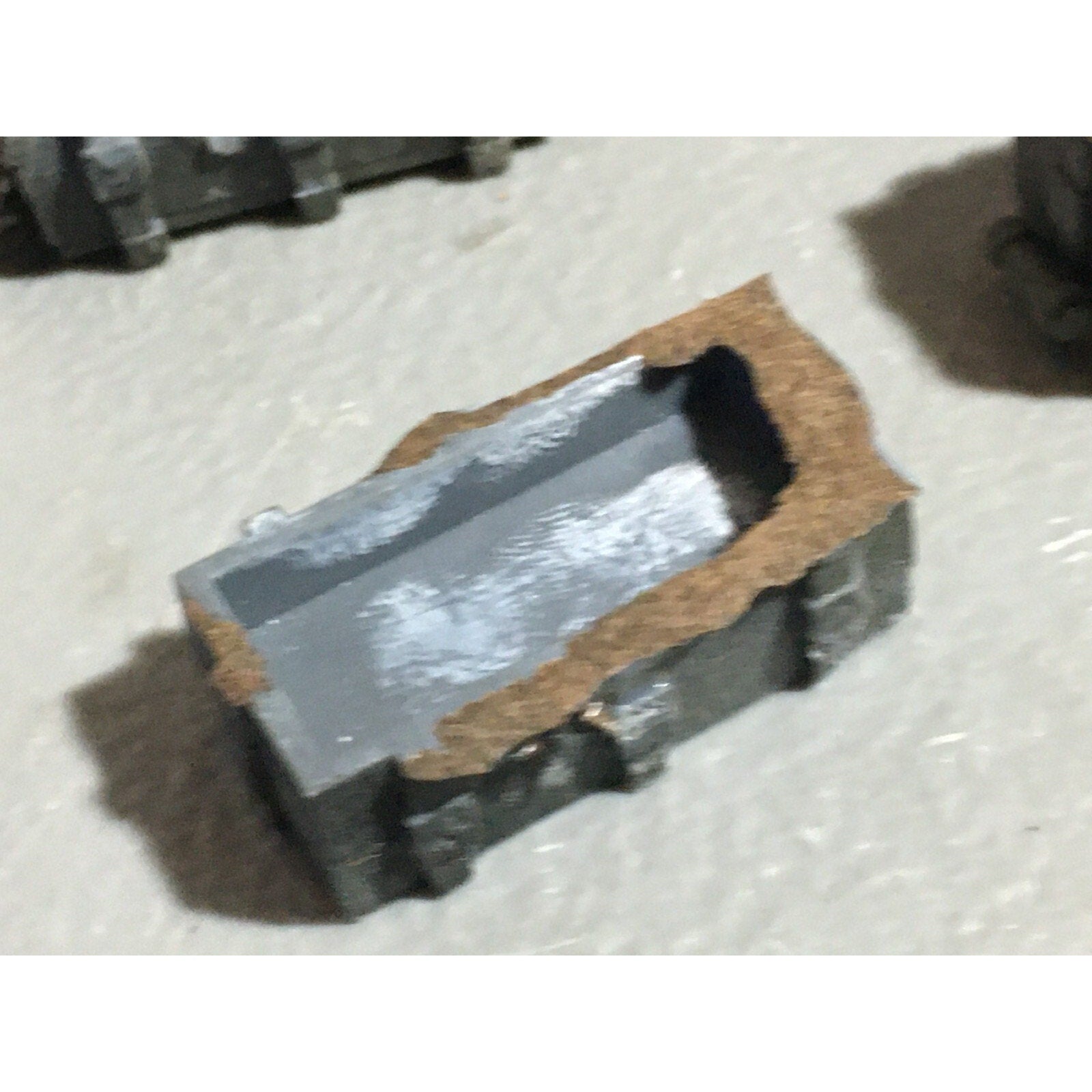 A22419 WARHAMMER 40K BITS LOT CRATES OBJECTIVE MARKERS GAMES WORKSHOP GW