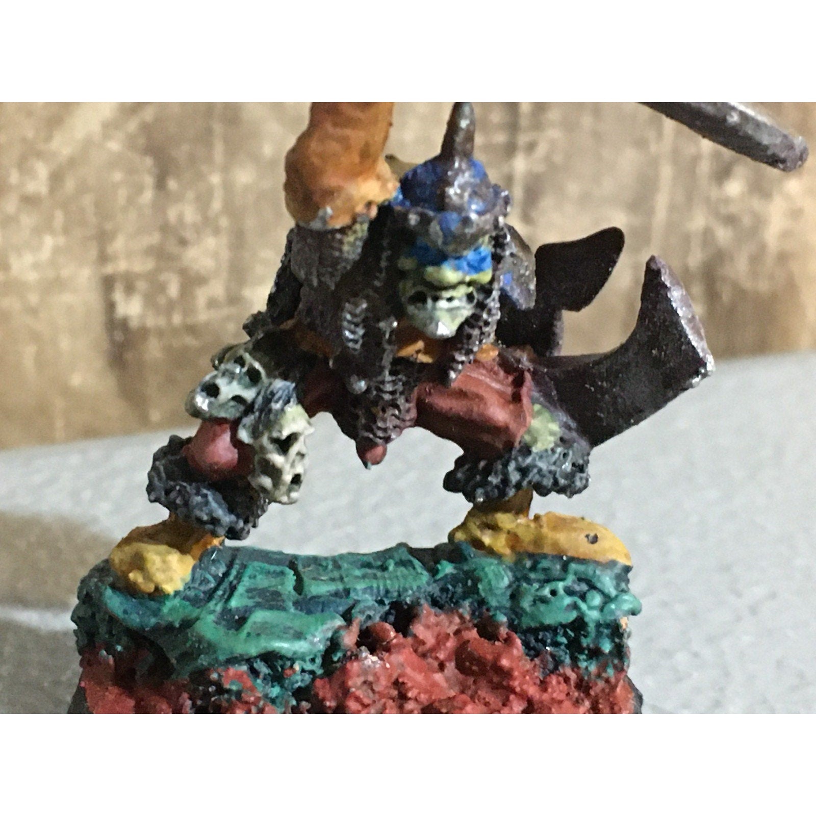 A32473 WARHAMMER FANTASY CITADEL VINTAGE HOBGOBLIN CHAMPION METAL PAINT BASE