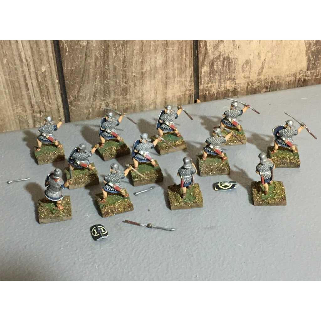 A23531 UNKNOWN METAL MINIATURES SOLDIERS WARRIORS ROMAN MISS 2 SPEARS