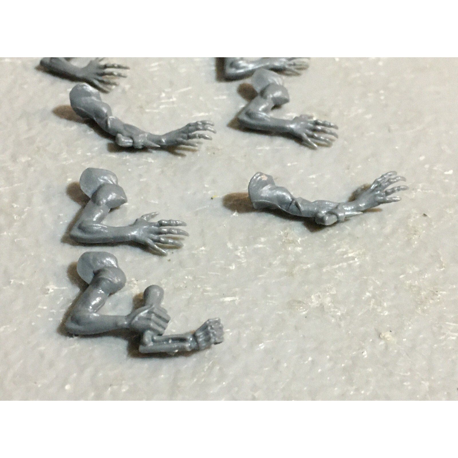 A23456 WARHAMMER FANTASY VAMPIRE COUNTS UNDEAD BITS LOT GHOUL ARMS GW