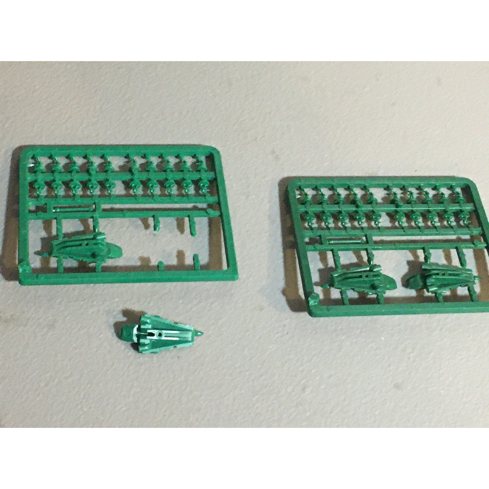 A31697 WARHAMMER EPIC 40K ELDAR CRAFTWORLDS SPRUE 2X GUARDIANS & FALCONS GW