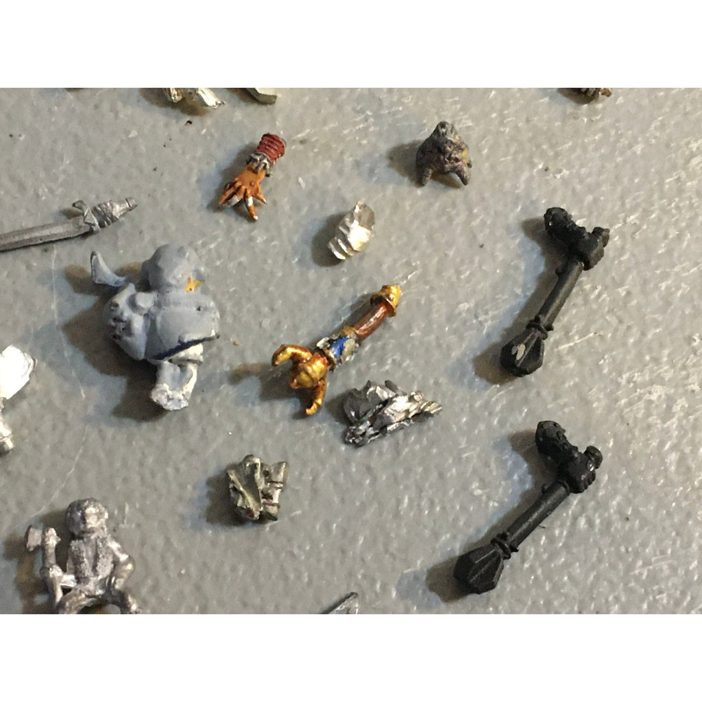 A32573 UNKNOWN MINIATURES ALL METAL BITS LOT WINGS ARM HEAD RPG TABLETOP