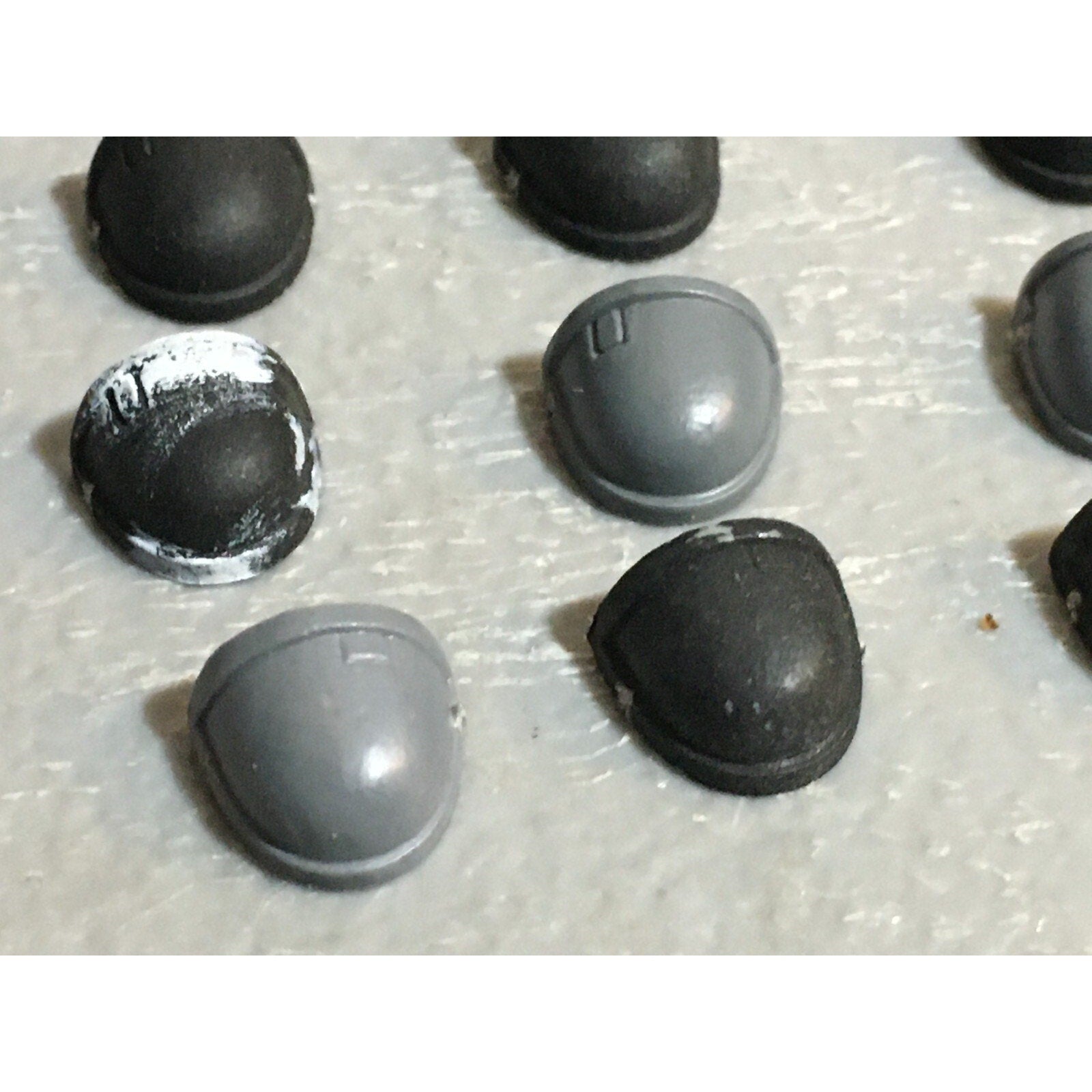 A23256 WARHAMMER 40K SPACE MARINES BITS LOT SHOULDER PADS GAMES WORKSHOP GW