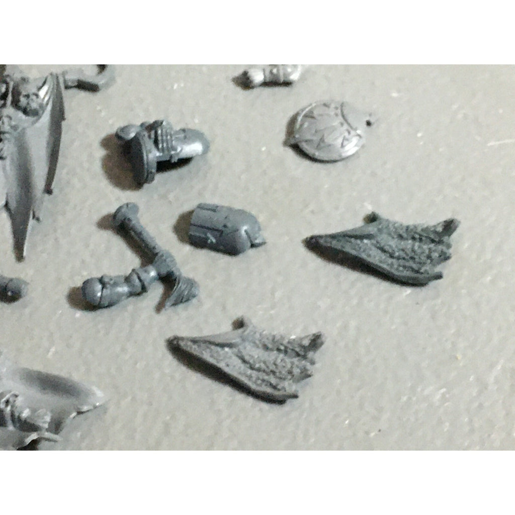 A22193 WARHAMMER FANTASY CHAOS MORTALS BITS LOT MIXED MARAUDER MIXED GW